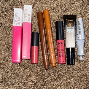Lip & elf makeup bundle x8 items see pics.  Bn no boxes